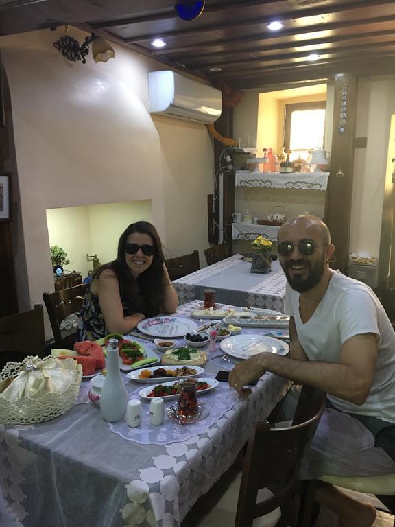 Papazin Konagi Hotel Ayvalı Buitenkant foto