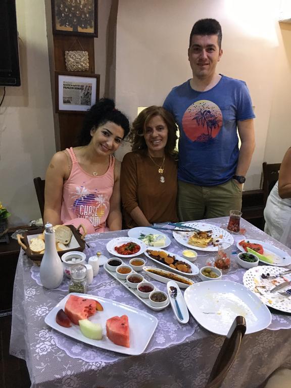 Papazin Konagi Hotel Ayvalı Buitenkant foto